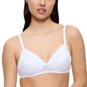 Triumph BH Amourette Non Wired Padded Bra Vit B 80 Dam