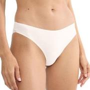 Triumph Trosor Body Make-Up Illusion Lace Highleg Tai Offwhite 40 Dam