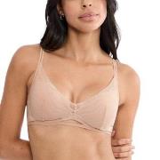 Triumph BH Breathe and Lift Smart PU Beige Fit Smart 1 Dam