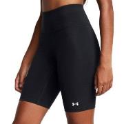 Under Armour Motion Bike Short Svart Medium Dam