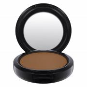 MAC Studio Fix Powder Plus Foundation (olika nyanser) - NC46