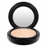 MAC Studio Fix Powder Plus Foundation (olika nyanser) - NW13