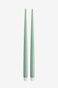 DeluxeHomeart - LED Taper Candle Shiny 2,2x38 cm 2 st - Grön - Ljus - ...