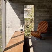 Verpan bordslampa Pantop, krämvit, höjd 23 cm, metall