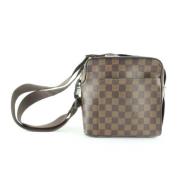 Louis Vuitton Vintage Bruna Tyg Skuldväskor Brown, Unisex