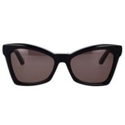 Balenciaga Kvinnors Cat-Eye Solglasögon med Precisa Vinklar Black, Dam