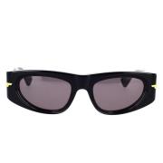 Bottega Veneta Trendiga Cat-Eye Solglasögon Bv1144S 001 Black, Dam