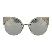 Fendi Stiliga solglasögon för kvinnor med unik kattögonform Gray, Dam