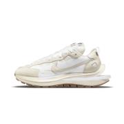 Nike Stiliga Sail Gum Sneakers White, Herr