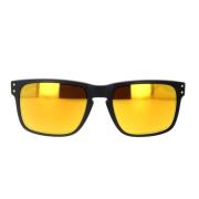 Oakley Stiliga solglasögon med klassisk och modern design Red, Unisex