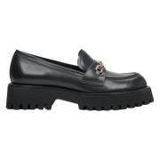 Estro Kvinnors Svarta Läderloafers med Gyllene Spänne Er00113583 Black...