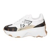 Guess Ecopelle Sneaker med 6 cm Klack och Triangeltryck White, Dam