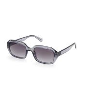 Guess Stiliga solglasögon med gradient röklins Gray, Unisex