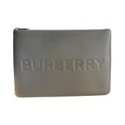 Burberry Grå Läder Handväska Pouch Gray, Unisex