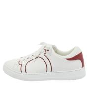 Salvatore Ferragamo Pre-owned Pre-owned Tyg sneakers White, Dam