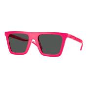 Versace Stiliga solglasögon i svart Pink, Dam