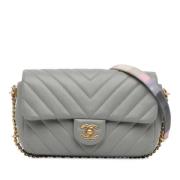 Chanel Vintage Pre-owned Laeder axelremsvskor Gray, Dam