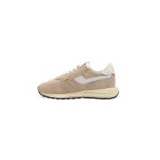 Autry Sneakers i sprucket läder med mocka och nylon Beige, Dam