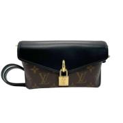 Louis Vuitton Vintage Pre-owned Canvas axelremsvskor Brown, Dam