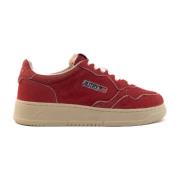 Autry Röd Gummi Medalist Låg Mocka Sneakers Red, Dam