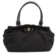 Salvatore Ferragamo Pre-owned Pre-owned Nylon handvskor Black, Dam