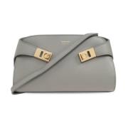 Salvatore Ferragamo Axelväska Kram Gray, Dam