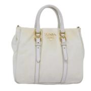 Prada Vintage Pre-owned Nylon handvskor White, Dam