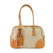 Prada Vintage Pre-owned Laeder handvskor Beige, Dam