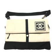 Chanel Vintage Pre-owned Canvas chanel-vskor Beige, Dam