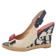 Carolina Herrera Pre-owned Pre-owned Canvas sandaler Beige, Dam