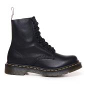 Dr. Martens Svarta läderstövlar med räfflor Black, Dam