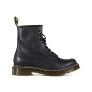 Dr. Martens Svarta läderkängor med gula sömmar Black, Dam