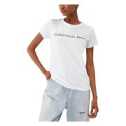 Calvin Klein Jeans Logo T-shirt Kvinnor Höst/Vinter Kollektion White, ...