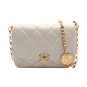 Chanel Vintage Pre-owned Laeder axelremsvskor White, Dam