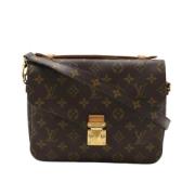 Louis Vuitton Vintage Pre-owned Tyg louis-vuitton-vskor Brown, Dam