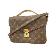 Louis Vuitton Vintage Pre-owned Tyg louis-vuitton-vskor Brown, Dam