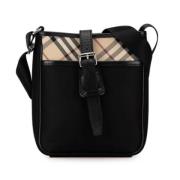 Burberry Vintage Pre-owned Nylon axelremsvskor Black, Dam