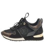 Louis Vuitton Vintage Pre-owned Canvas sneakers Black, Dam