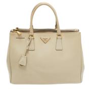 Prada Vintage Pre-owned Laeder totevskor Beige, Dam