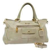 Prada Vintage Pre-owned Laeder handvskor Gray, Dam