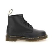 Dr. Martens Släta snörstövlar för strid Black, Herr