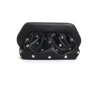 THEMOIRè Svart Studded Clutch Black, Dam