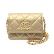 Chanel Vintage Pre-owned Laeder chanel-vskor Yellow, Dam