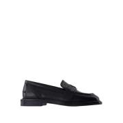 Maison Kitsuné Svarta Läderloafers - Rund Tå Black, Dam