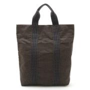 Hermès Vintage Pre-owned Canvas handvskor Gray, Dam