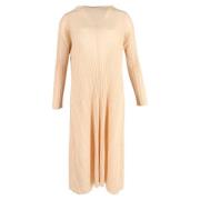 Issey Miyake Pre-owned Pre-owned Polyester klnningar Beige, Dam