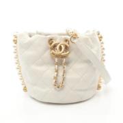 Chanel Vintage Pre-owned Laeder crossbodyvskor White, Dam