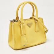 Prada Vintage Pre-owned Tyg prada-vskor Yellow, Dam