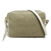 Prada Vintage Pre-owned Canvas crossbodyvskor Beige, Dam