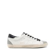 Golden Goose Beige Snörsko med Perforerad Logotyp White, Herr